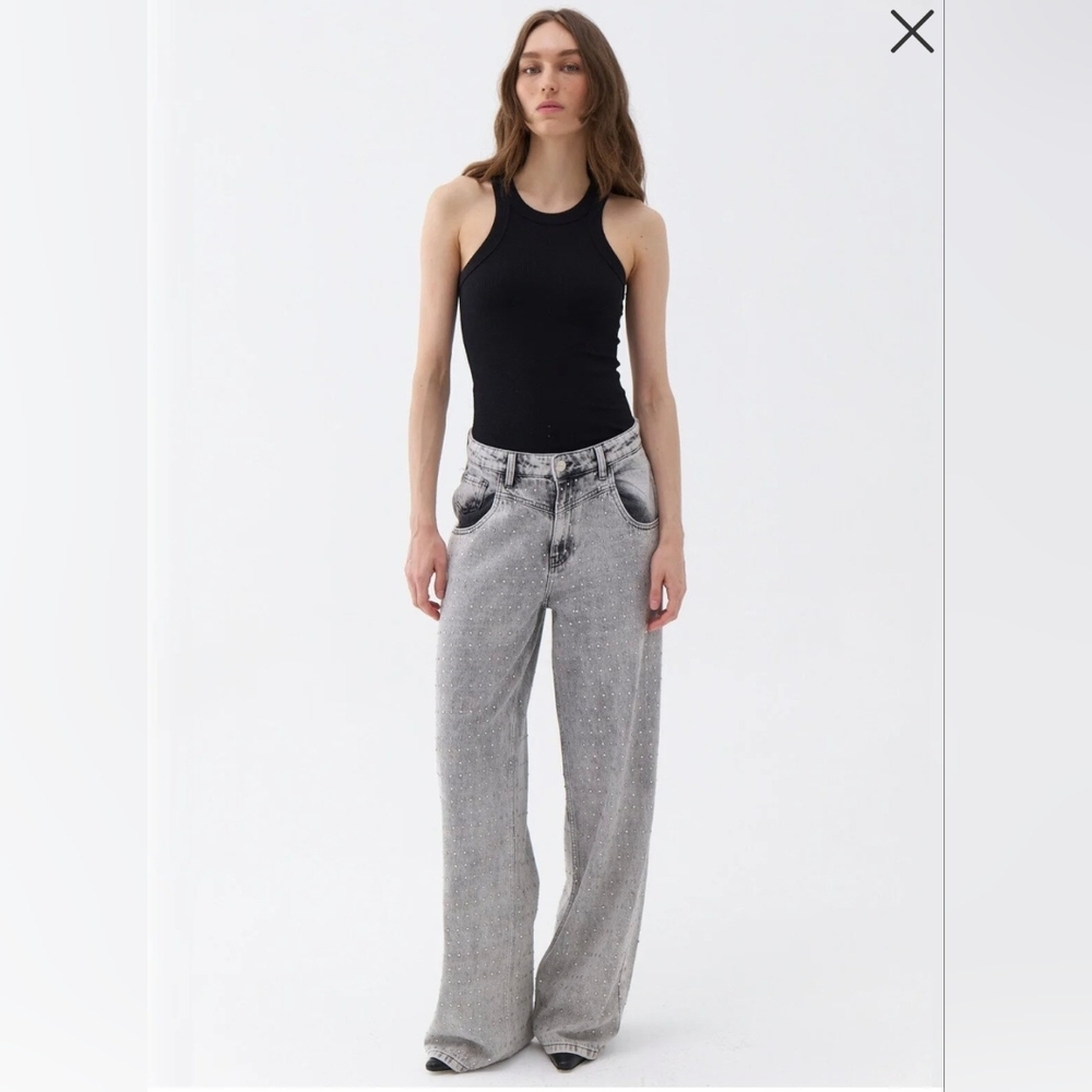 Chic Wide Leg Gray Jeans for Women